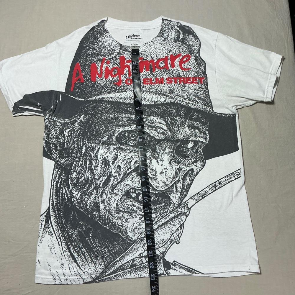 A Nightmare on Elm Street Freddy Krueger Graphic T-Shirt White Mens Medium 2018 - Picture 4 of 5